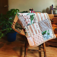 Load image into Gallery viewer, Quilt of the Month Club
